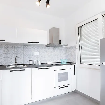 Black & White Apartman *