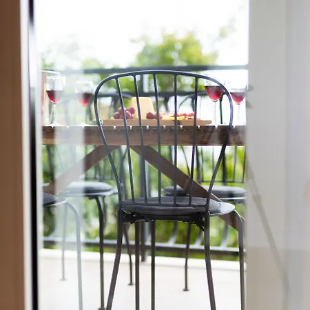 Black & White Apartament