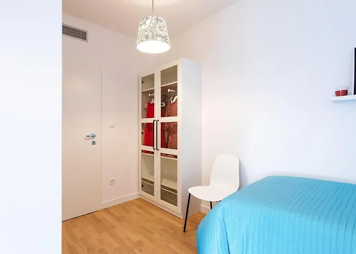 Black & White * Split