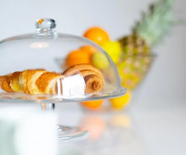 Black & White * Split