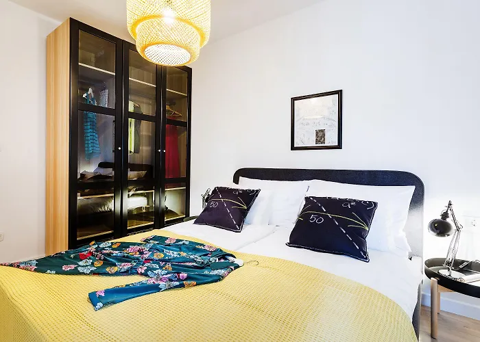 Apartamento Black & White Split