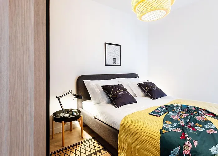 Black & White Apartman